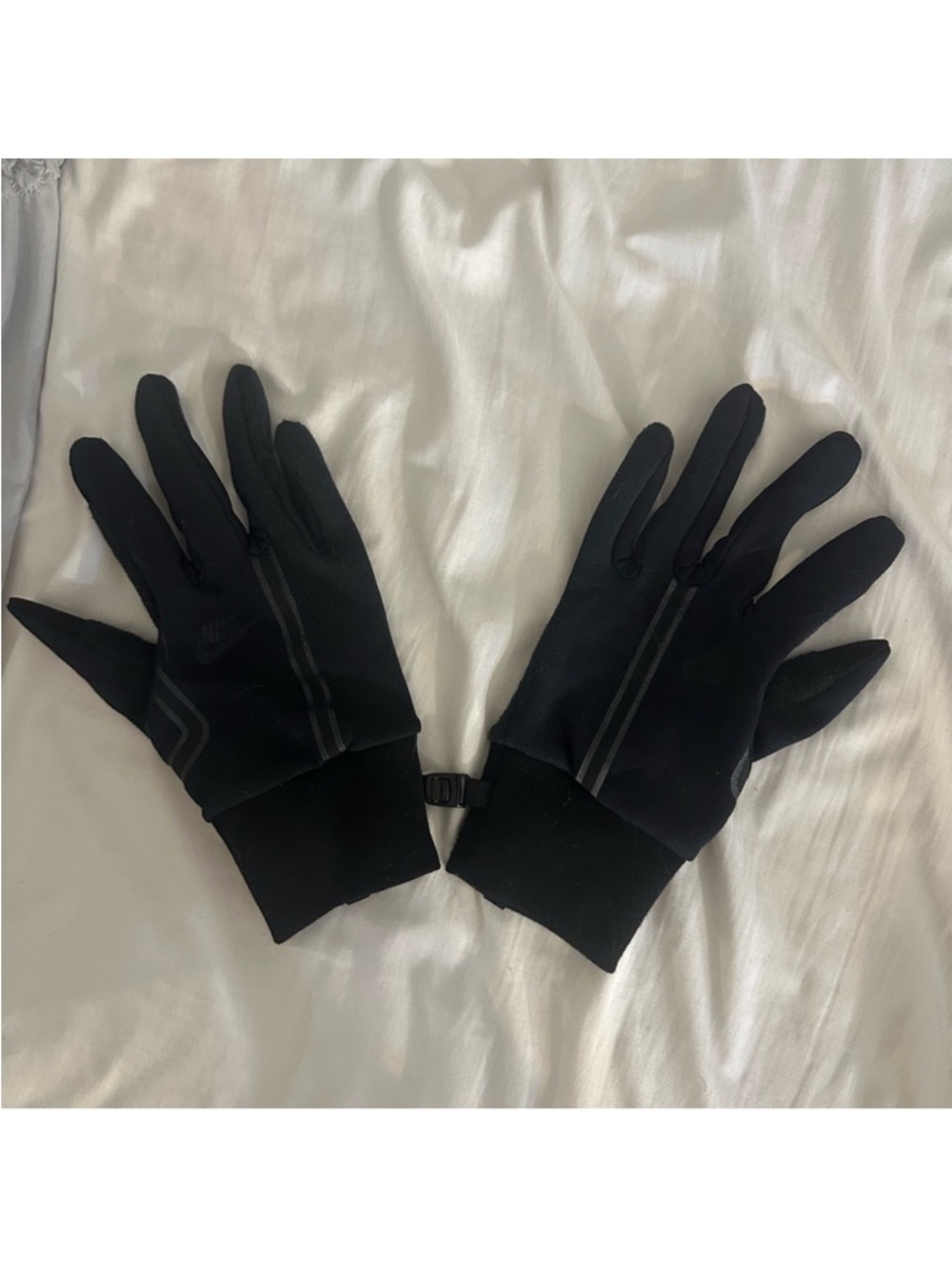 Black Nike tech Gloves